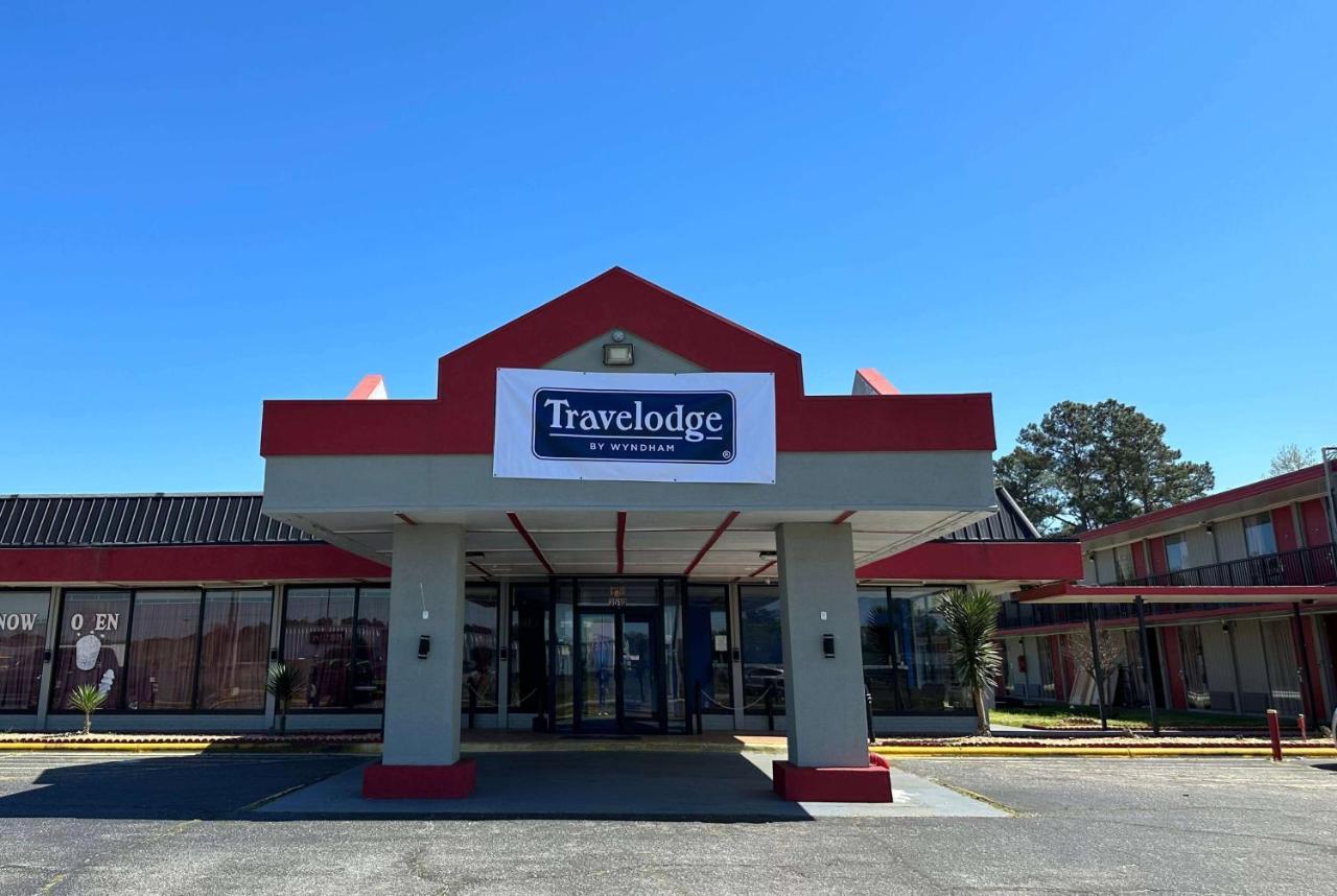 Travelodge By Wyndham למברטון מראה חיצוני תמונה
