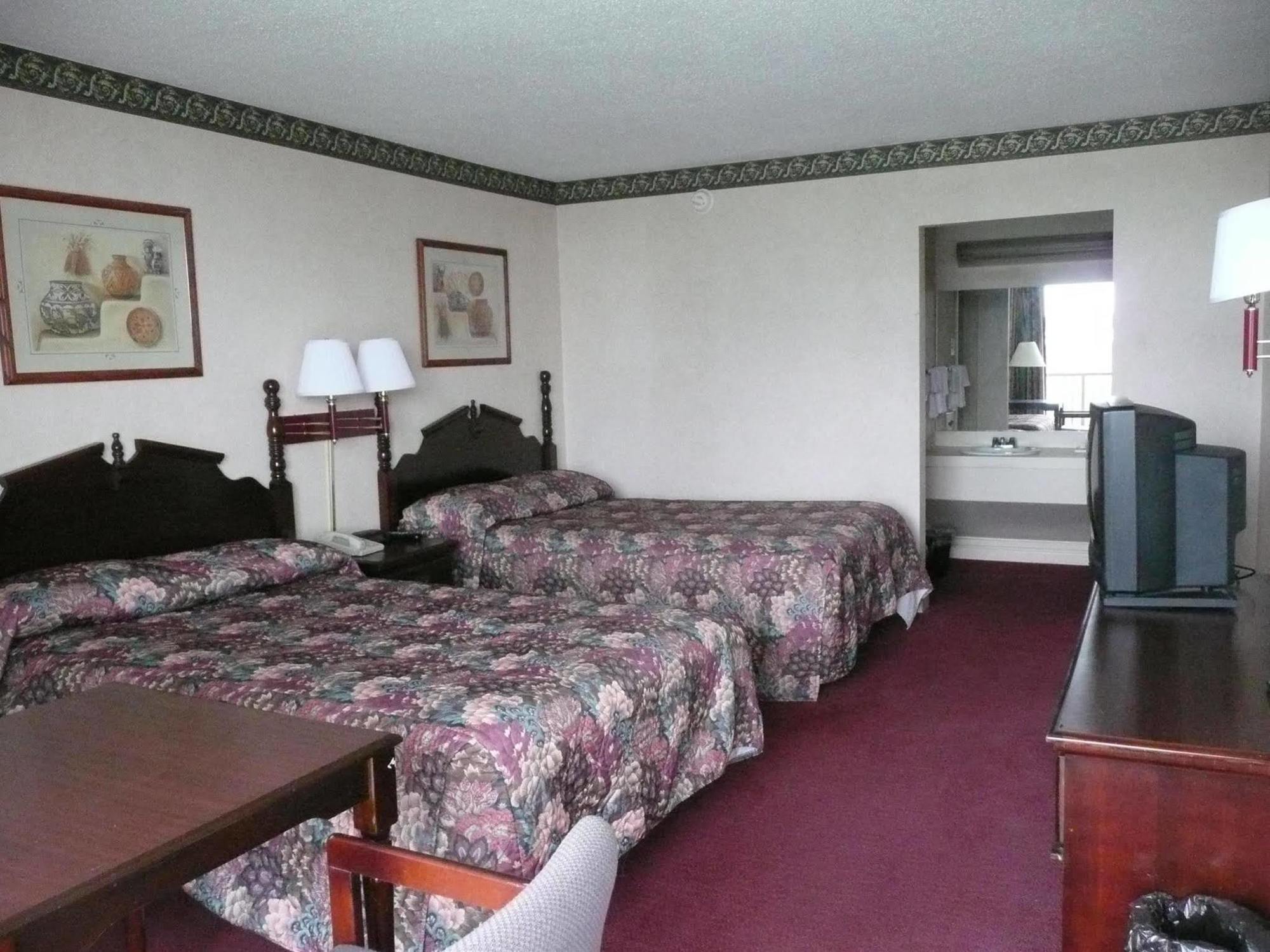 Travelodge By Wyndham למברטון מראה חיצוני תמונה
